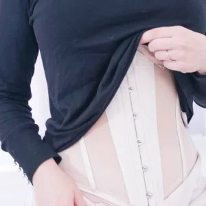 شد البطن بعد الولادة