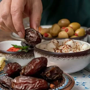كم حبة تمر مسموح في رجيم رمضان على الإفطار